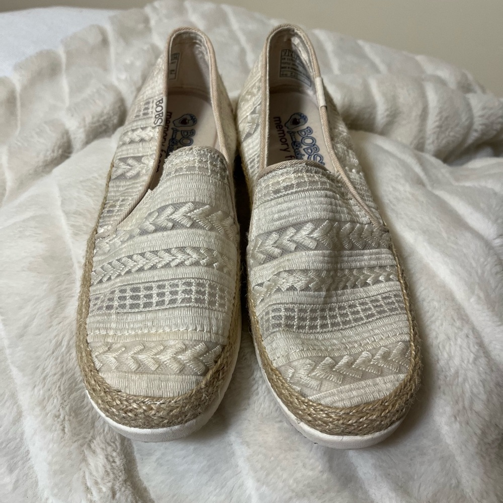 Bobs Women’s 7 Cream Sheer Boho Beach Casual Summer Flats Cruise Canvas Shoes